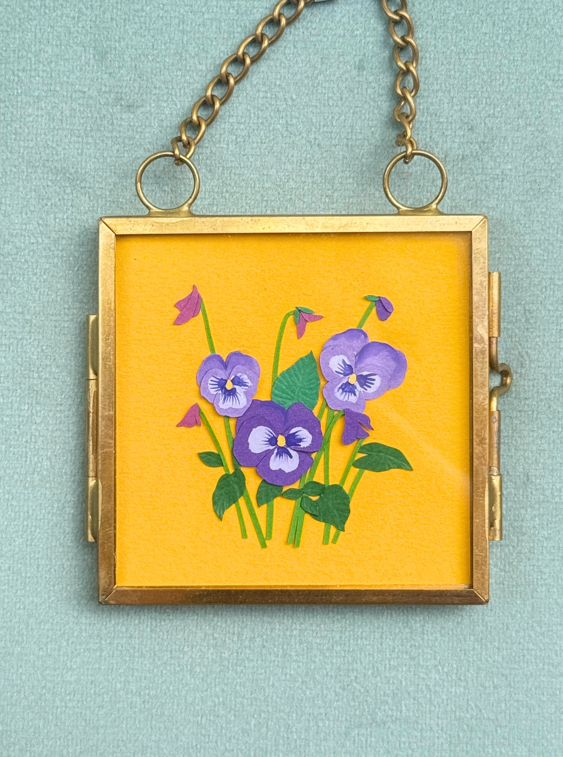 Violets ZoeLinnJarvis violets-zoelinnjarvis