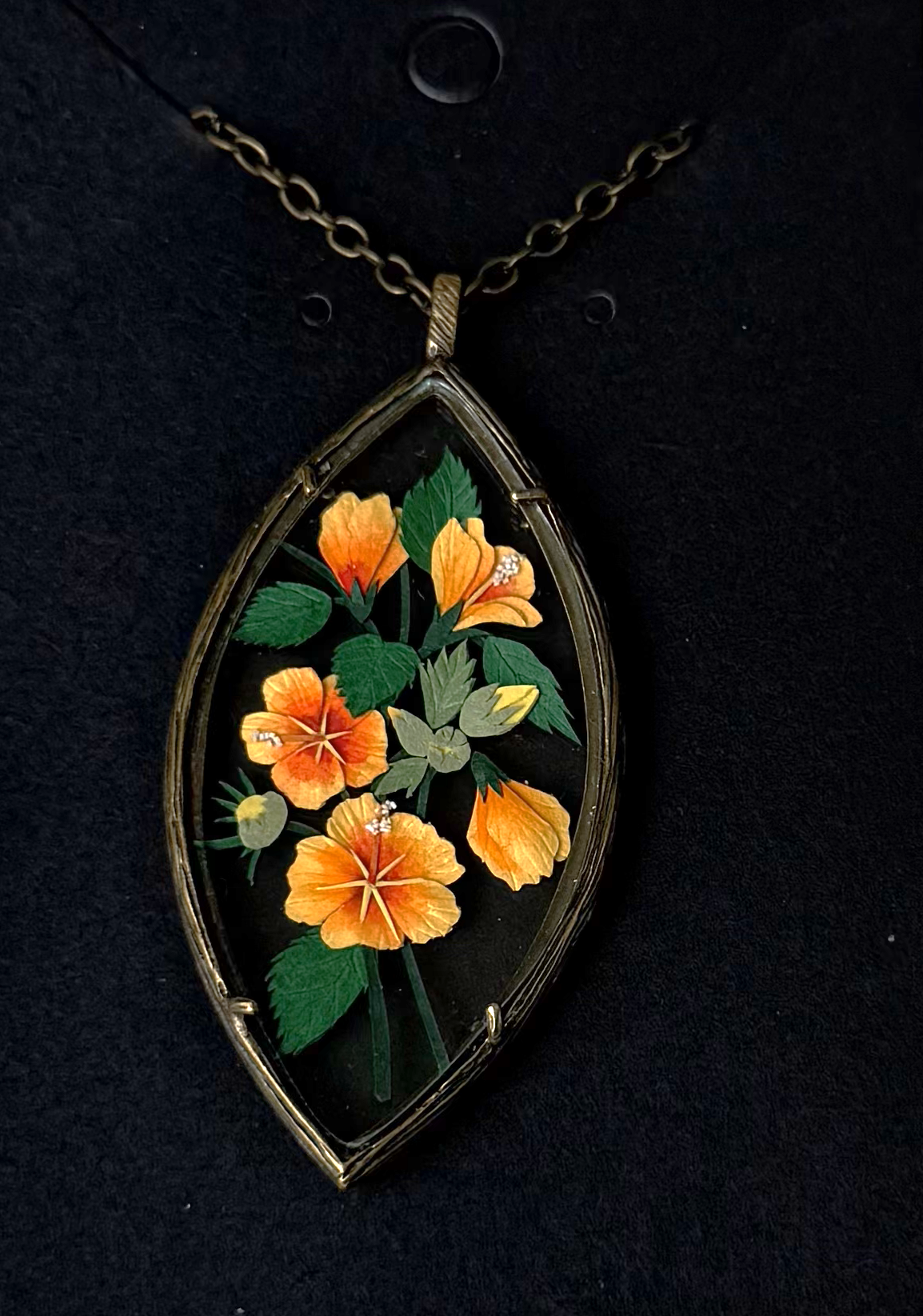 Floral Necklaces - Oval